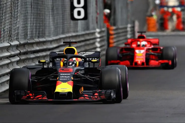Crowd-pulling moments from the 2025 Emilia Romagna Grand Prix during race day at the historic Imola circuit